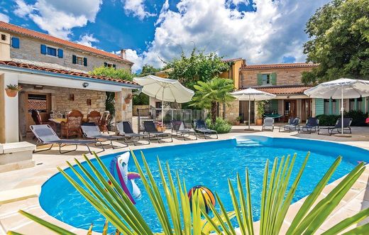 Luxus-Haus in Kanfanar, Istria