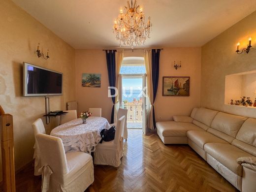 Piso / Apartamento en Lovran, Primorje - Gorski Kotar