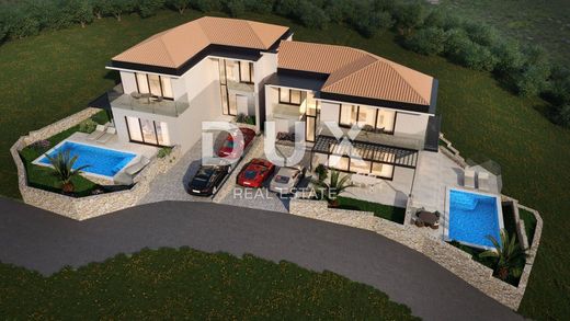 Luxury home in Vrbnik, Primorsko-Goranska