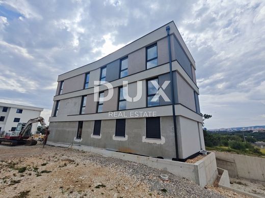 Apartment in Kostrena, Primorsko-Goranska