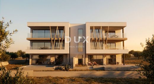 Piso / Apartamento en Tribunj, Sibenik-Knin
