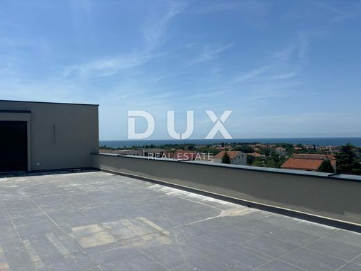 Apartment / Etagenwohnung in Poreč, Grad Poreč