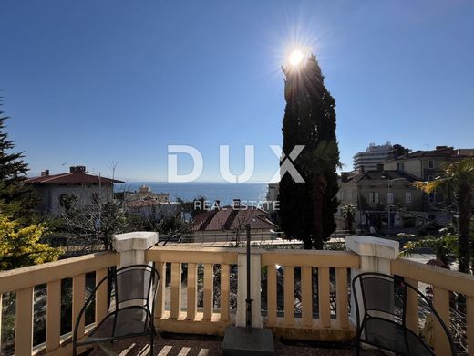Piso / Apartamento en Opatija, Grad Opatija