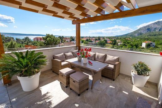 Luxury home in Starigrad, Zadar