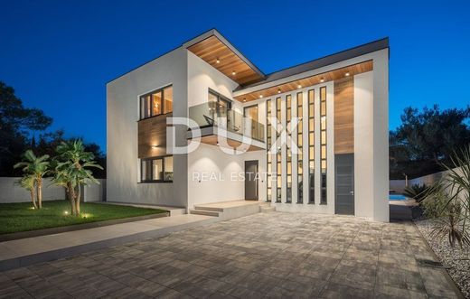 Casa de lujo en Umag, Grad Umag