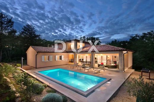 Maison de luxe à Labin, Grad Labin