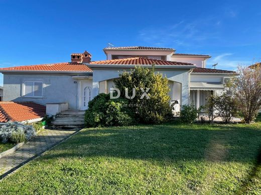 Luxe woning in Umag, Grad Umag