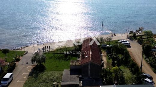 Casa de lujo en Novigrad, Novigrad-Cittanova