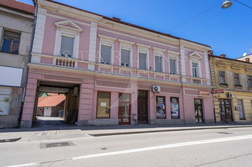 Элитный дом, Karlovac, Grad Karlovac