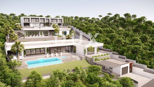 Casa di lusso a Cirquenizza, Grad Crikvenica