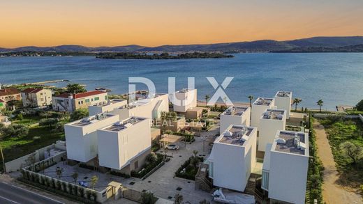 豪宅  Sveti Filip i Jakov, Zadar