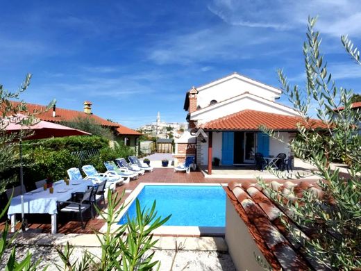 Luxe woning in Visignano, Općina Višnjan