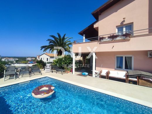 Πολυτελή κατοικία σε Pula, Grad Pula