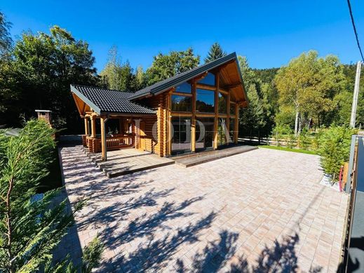 Casa di lusso a Fužine, Primorsko-Goranska