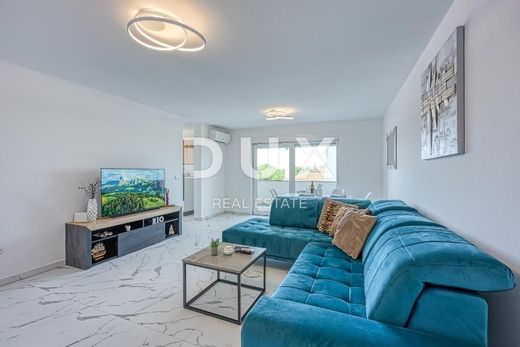 Piso / Apartamento en Umag, Grad Umag