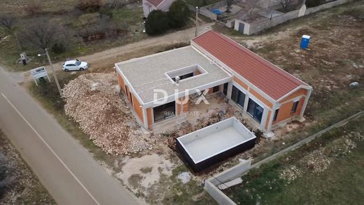 Luxury home in Zemunik Donji, Zadar
