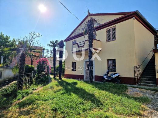 豪宅  Kastav, Primorsko-Goranska