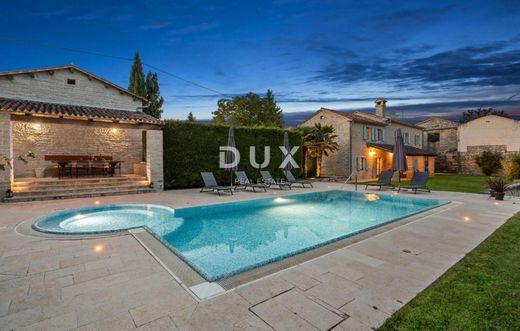 Maison de luxe à Motovun, Motovun-Montona