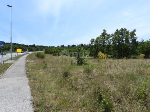 Land in Bakar, Primorsko-Goranska