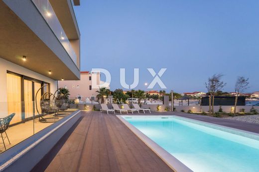 Luxe woning in Vir, Zadar