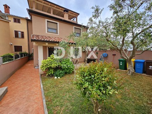 Πολυτελή κατοικία σε Pula, Grad Pula