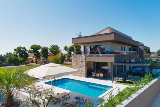 Элитный дом, Marčana, Istria