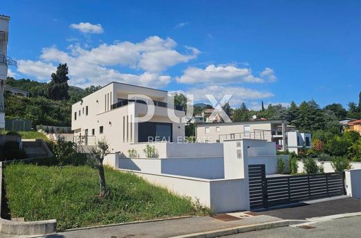Casa de lujo en Lovran, Primorje - Gorski Kotar