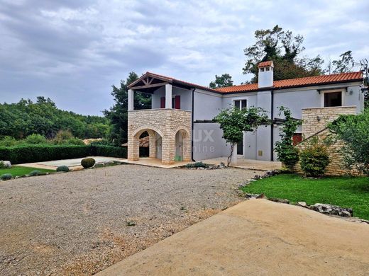 Luksusowy dom w Sveti Lovreč, Istria