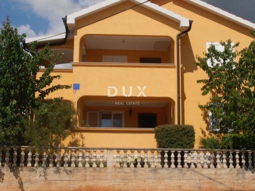 Luksusowy dom w Obrovac, Zadar