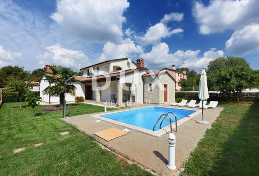 Luxe woning in Sveti Lovreč, Istria