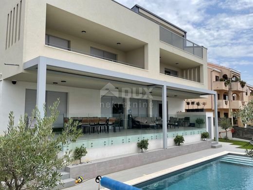 Luxury home in Zadar