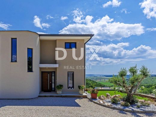 Luxe woning in Brtonigla, Brtonigla-Verteneglio