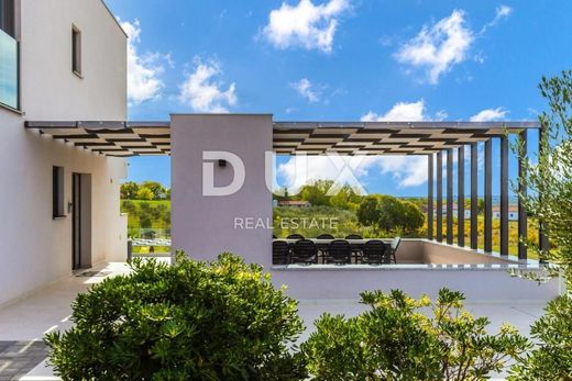 Πολυτελή κατοικία σε Nin, Zadar