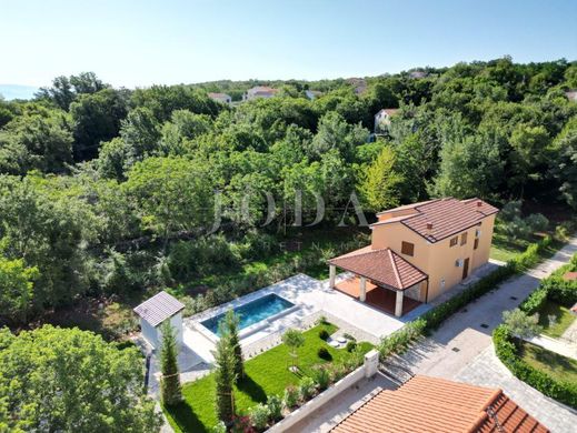 Luxury home in Dobrinj, Primorsko-Goranska