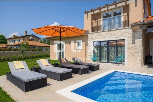 Luksusowy dom w Kanfanar, Istria