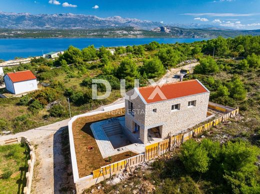 Novigrad, Novigrad Općinaの高級住宅