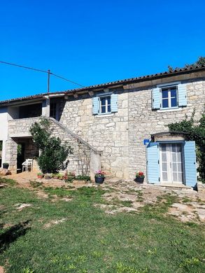 Luxe woning in Bale, Bale-Valle