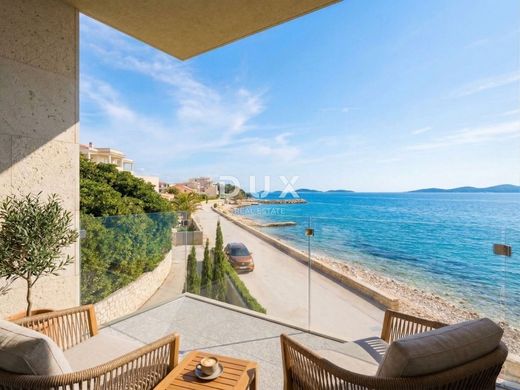 Квартира, Kolan, Zadar