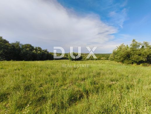 Land in Tar, Tar-Vabriga-Torre Abrega