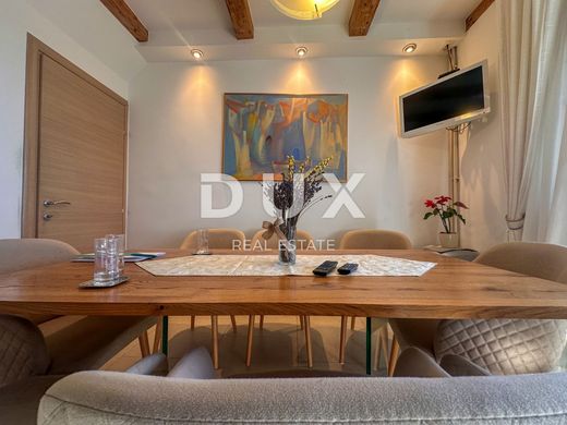 Casa de luxo - Rijeka, Primorsko-Goranska