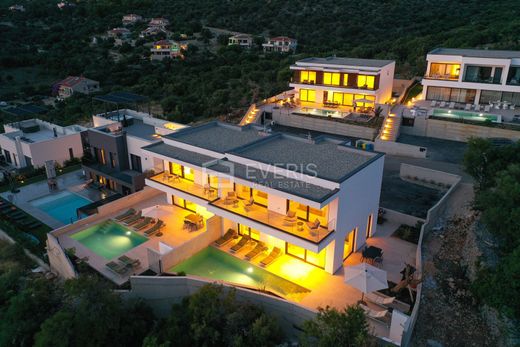 Luxury home in Pag, Zadar