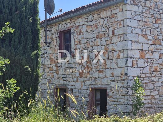 Land for sale in Rovinj