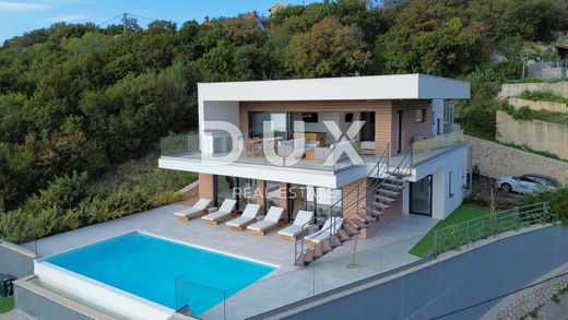 Luxe woning in Bakar, Primorsko-Goranska