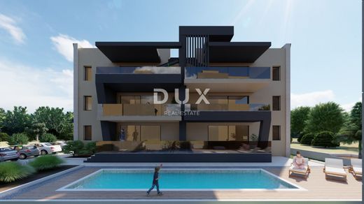 Piso / Apartamento en Sukošan, Zadar