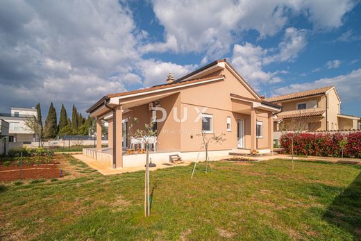 Luxury home in Vodnjan, Grad Vodnjan