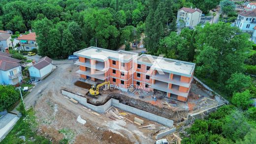 Apartment / Etagenwohnung in Opatija, Grad Opatija