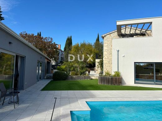 Luxus-Haus in Poreč, Grad Poreč