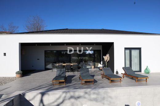 Casa de luxo - Labin, Grad Labin