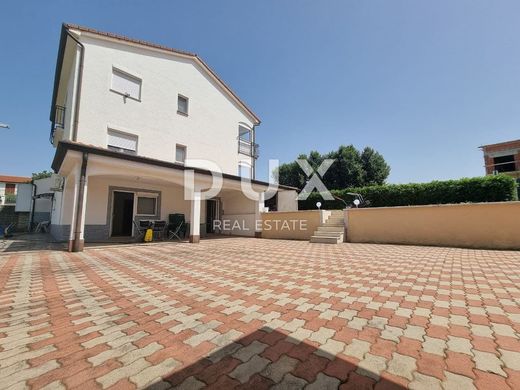 Luxury home in Poreč, Grad Poreč