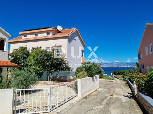 Casa de lujo en Preko, Zadar